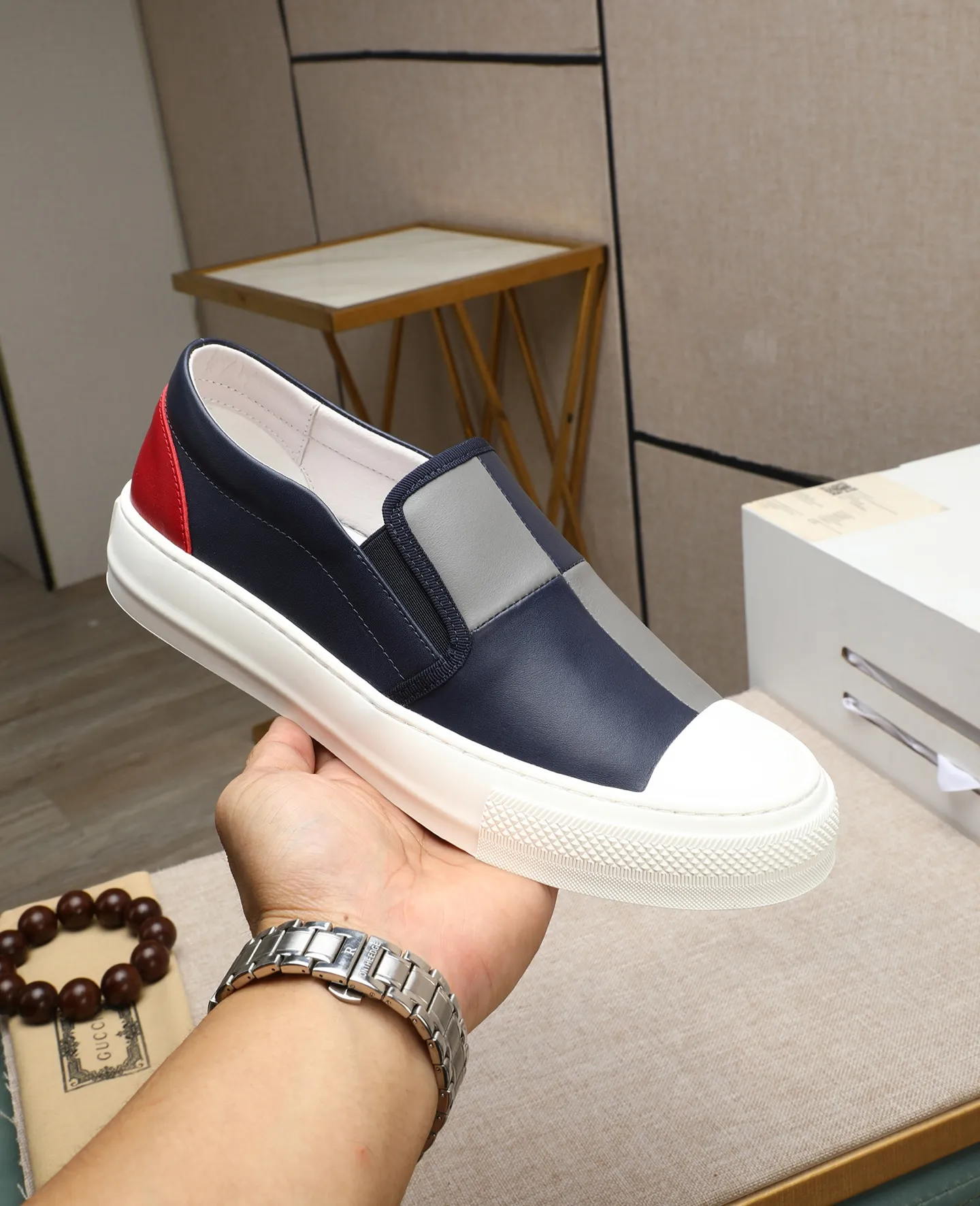 Men's men's shoes 💰440 GUCCI🔍🔍The latest model is on sale at the same time at the counter. Original calfskin imported from Italy, genuine leather lining, (high-end, noble, and classy) with exquisite workmanship. Sole: Original sole provided by the original factory, ⚠Exclusive double-layer movable molded sole super comfortable⚠, real shot 🎬The real thing is better🔍🔍"High quality·Follow the order" Code number 38-44